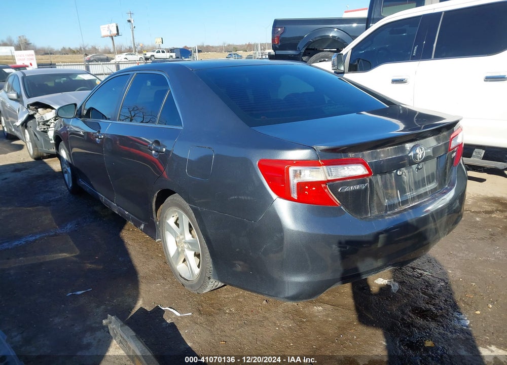 2014 TOYOTA CAMRY SE VIN: 4T1BF1FK9EU403167