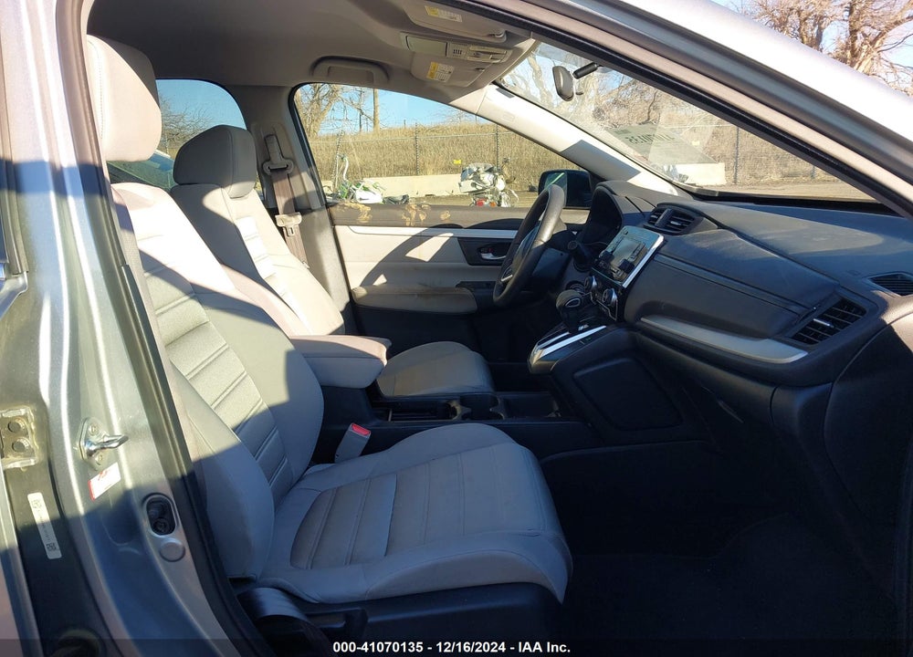 2019 HONDA CR-V LX VIN: 5J6RW6H34KL001977