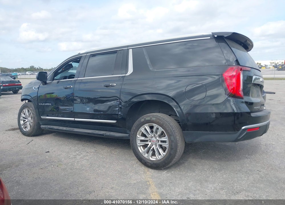 2021 GMC YUKON XL 2WD SLT VIN: 1GKS1GKD2MR375909