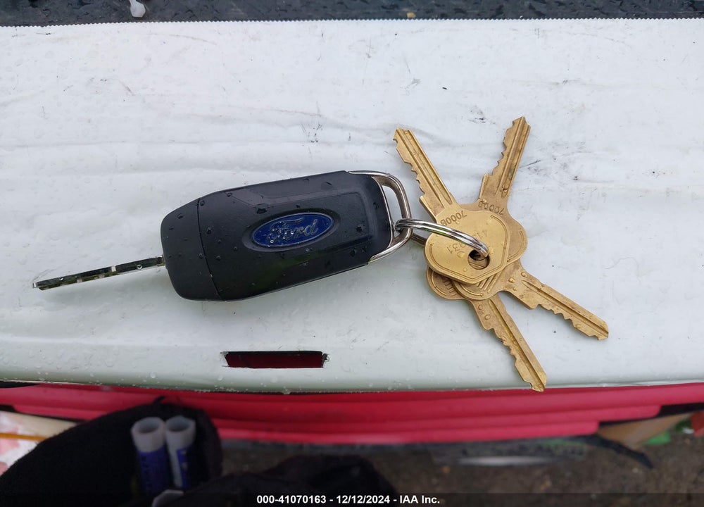 2019 FORD TRANSIT CONNECT XL VIN: NM0LS7E29K1391945