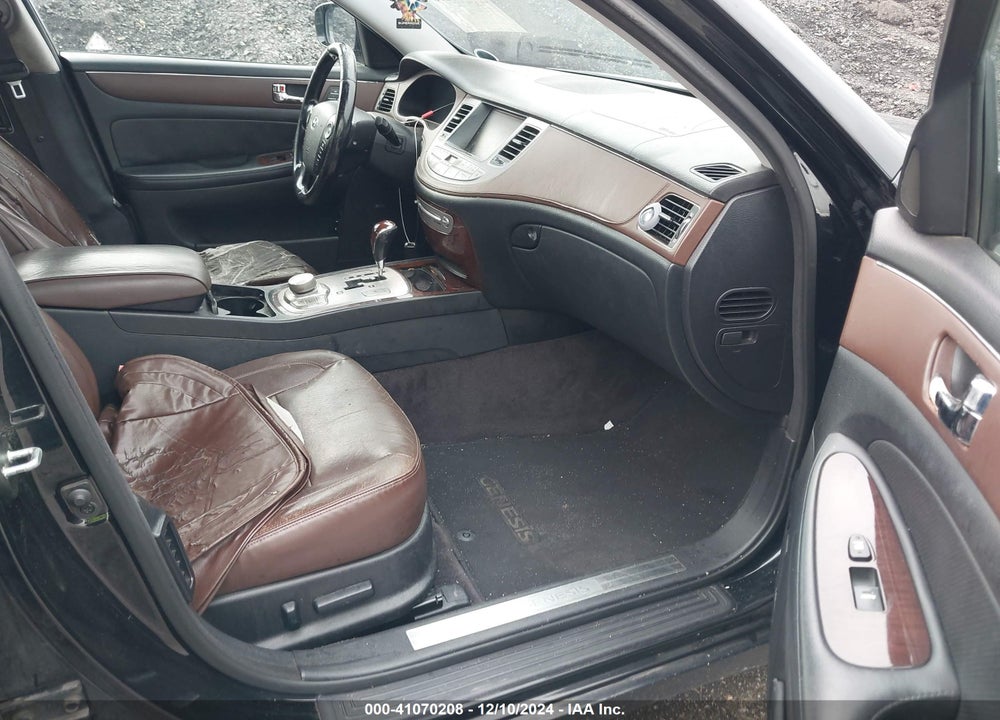 2011 HYUNDAI GENESIS 3.8 VIN: KMHGC4DE8BU135429