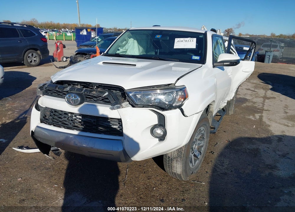 2018 TOYOTA 4RUNNER TRD OFF ROAD VIN: JTEBU5JR9J5536159
