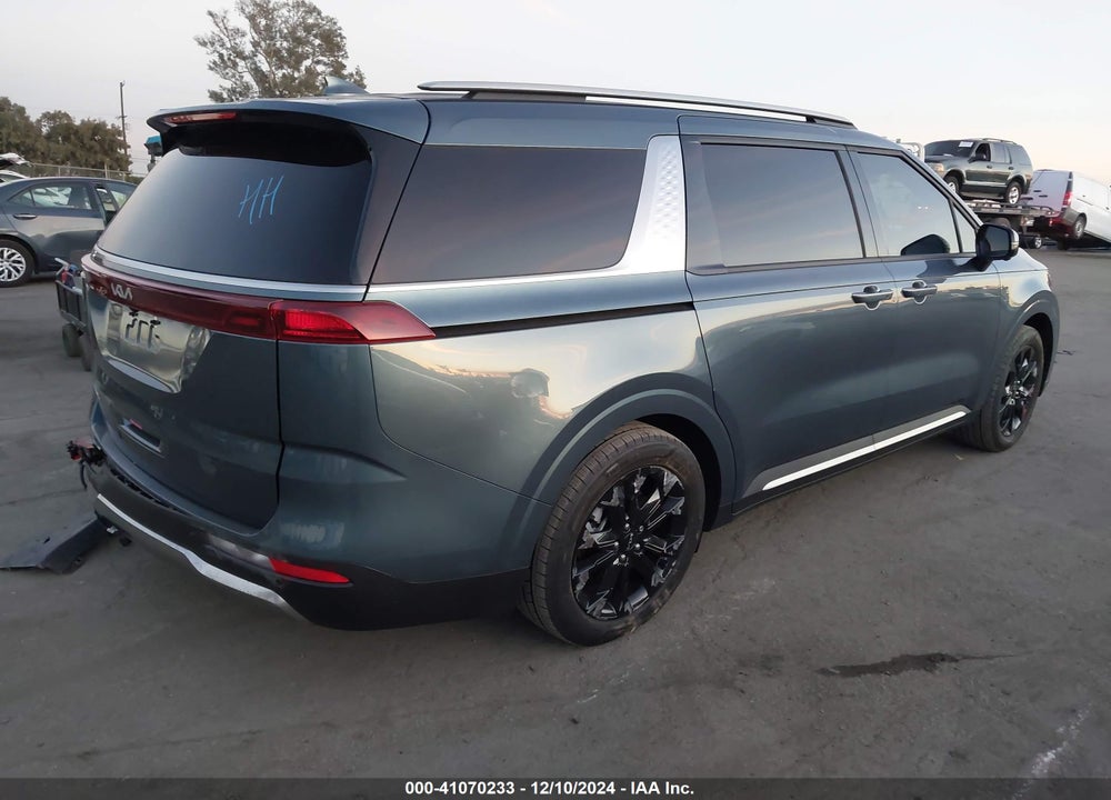 2024 KIA CARNIVAL MPV SX VIN: KNDNE5H36R6386498