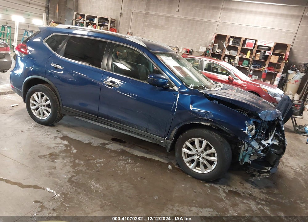 2019 NISSAN ROGUE SV VIN: JN8AT2MV3KW386768