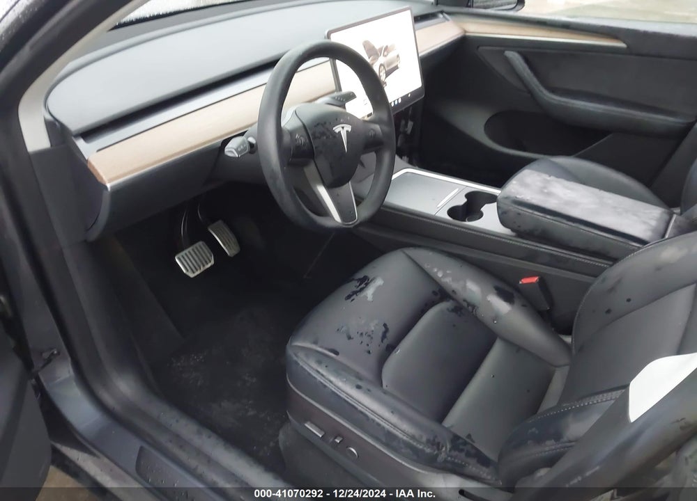 2023 TESLA MODEL Y AWD/LONG RANGE DUAL MOTOR ALL-WHEEL DRIVE VIN: 7SAYGAEE7PF623932