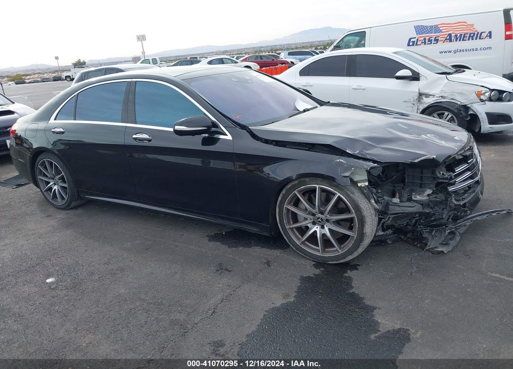 2018 MERCEDES-BENZ S 560 VIN: WDDUG8DB6JA385301