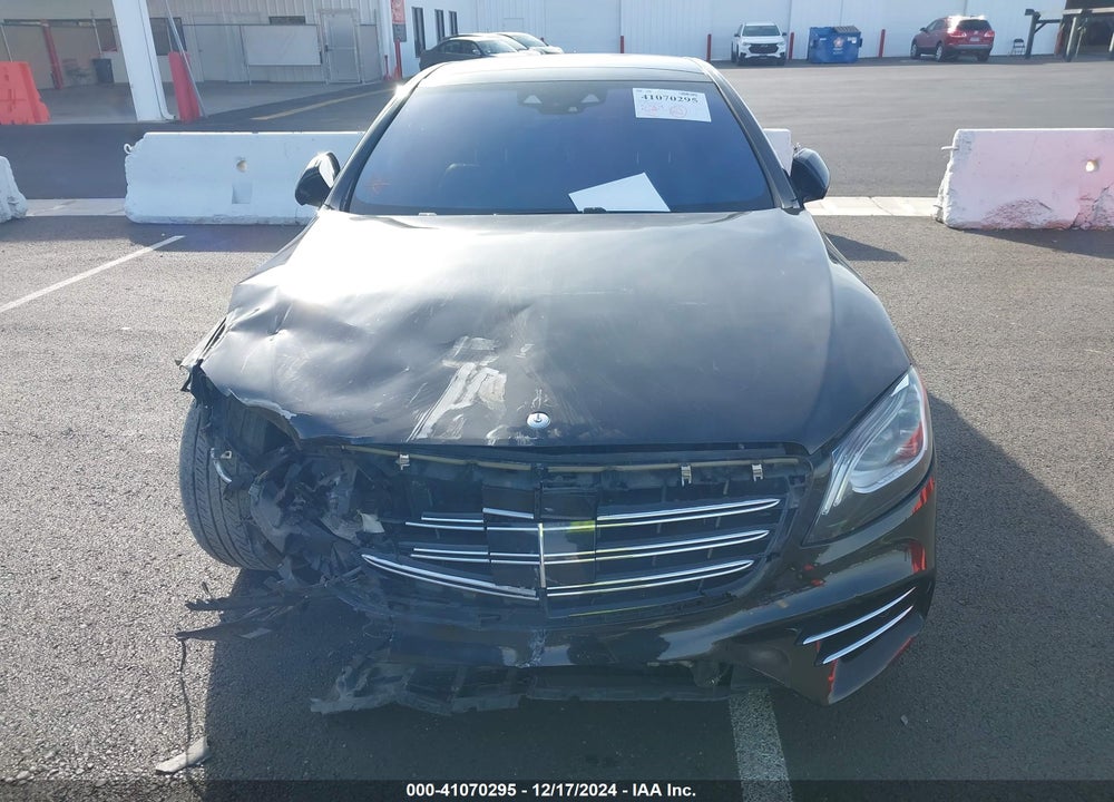2018 MERCEDES-BENZ S 560 VIN: WDDUG8DB6JA385301