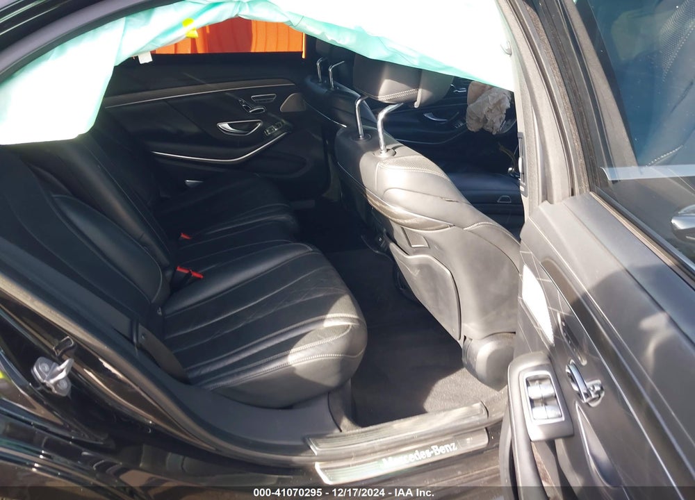 2018 MERCEDES-BENZ S 560 VIN: WDDUG8DB6JA385301