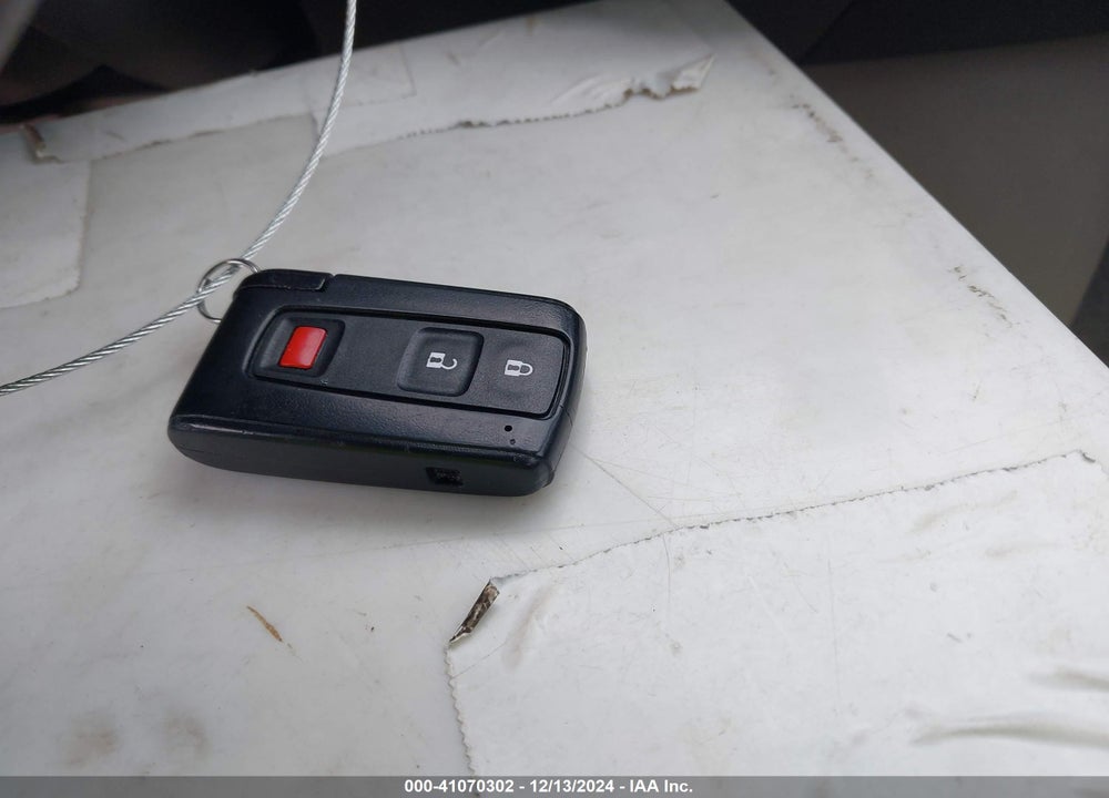 2008 TOYOTA PRIUS VIN: JTDKB20U987740294