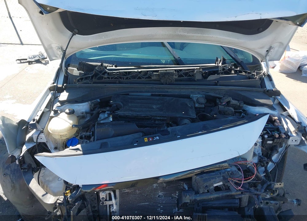 2017 HYUNDAI IONIQ HYBRID SEL VIN: KMHC75LC2HU019712