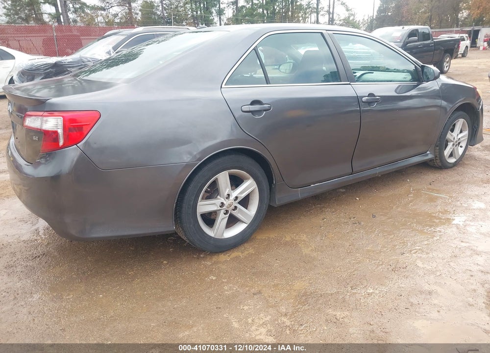 2012 TOYOTA CAMRY SE VIN: 4T1BF1FK5CU082676