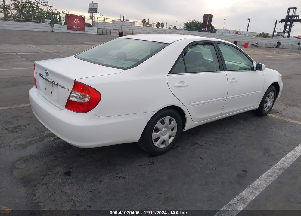 2002 TOYOTA CAMRY LE VIN: JTDBE32K320064756