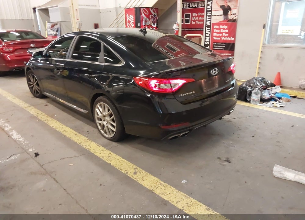 2017 HYUNDAI SONATA SPORT 2.0T VIN: 5NPE34AB9HH557394
