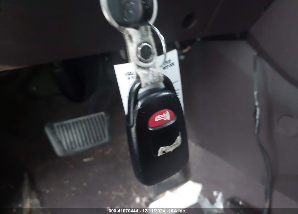 2011 HYUNDAI TUCSON GLS VIN: KM8JU3AC2BU198235