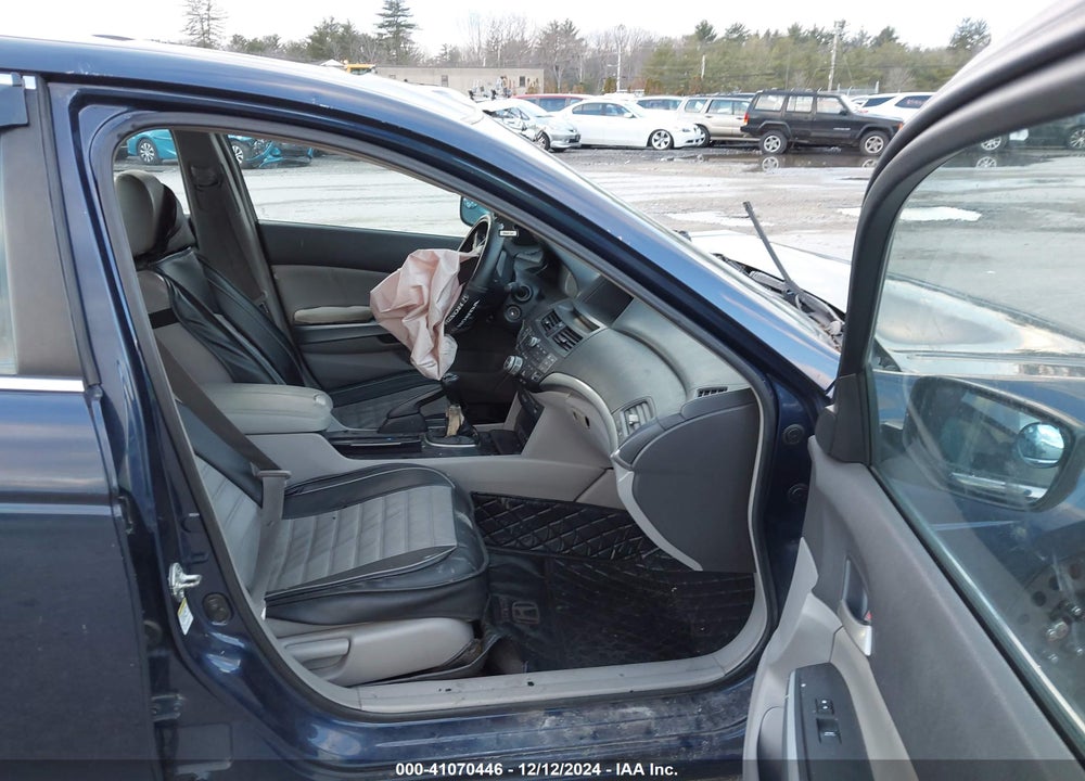 2008 HONDA ACCORD 2.4 EX-L VIN: 1HGCP25868A060228