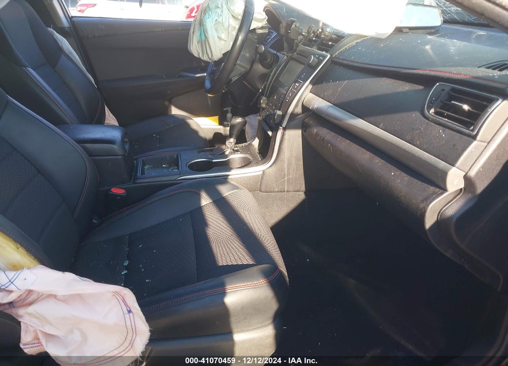 2016 TOYOTA CAMRY SE VIN: 4T1BF1FK5GU263184