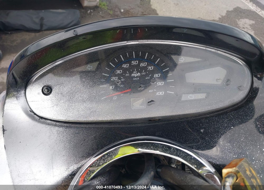 2013 HONDA PCX 150 VIN: MLHKF1216D5005521