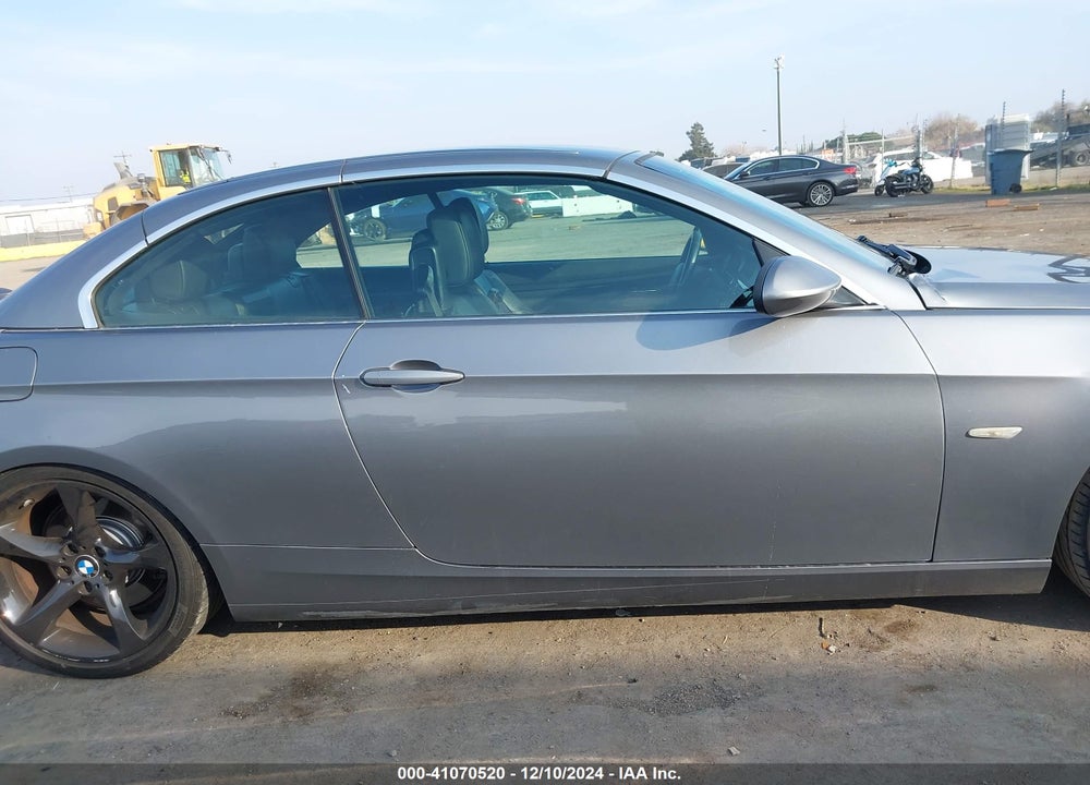 2009 BMW 335I VIN: WBAWL73529PX44718
