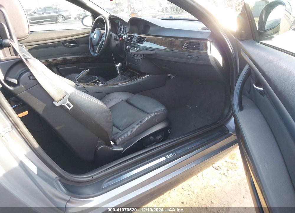 2009 BMW 335I VIN: WBAWL73529PX44718