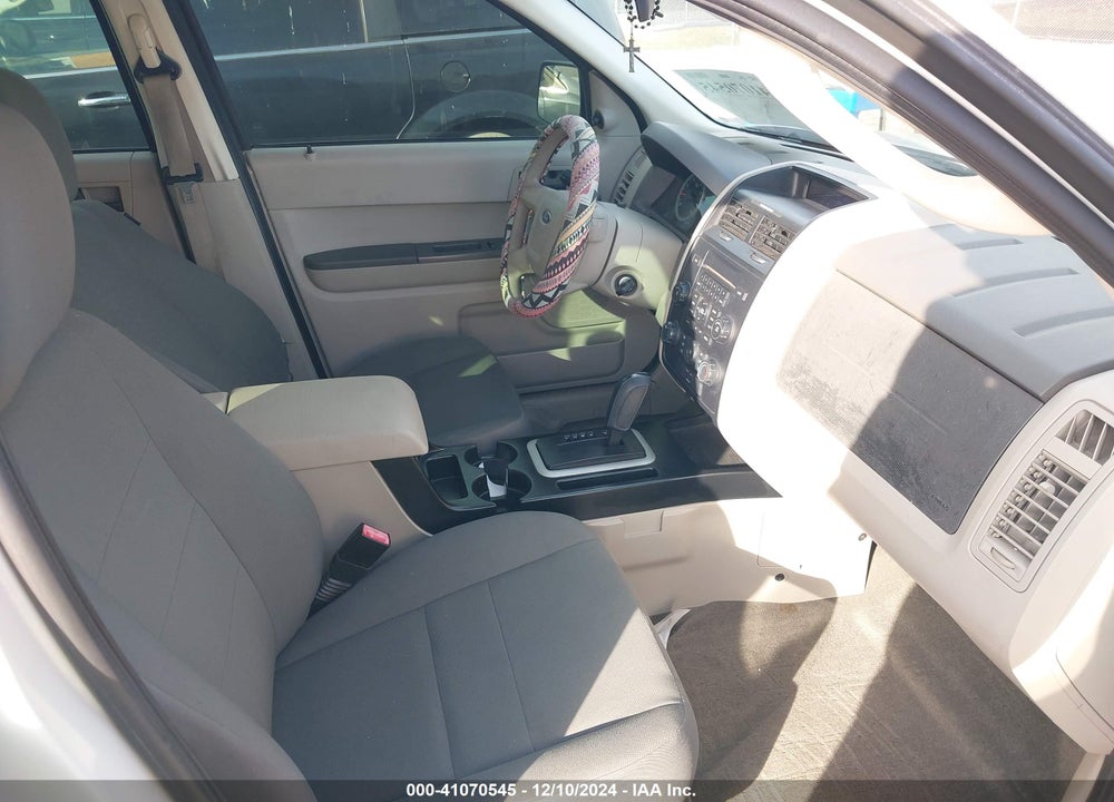 2011 FORD ESCAPE XLS VIN: 1FMCU0C79BKB73982