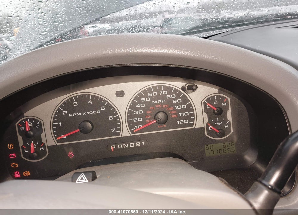 2008 FORD F-150 XLT VIN: 1FTPW14558FC15505