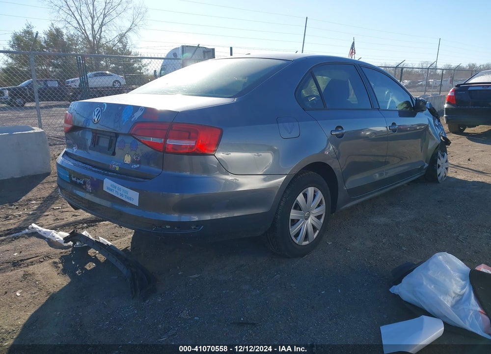 2015 VOLKSWAGEN JETTA 2.0L S VIN: 3VW2K7AJ9FM357098