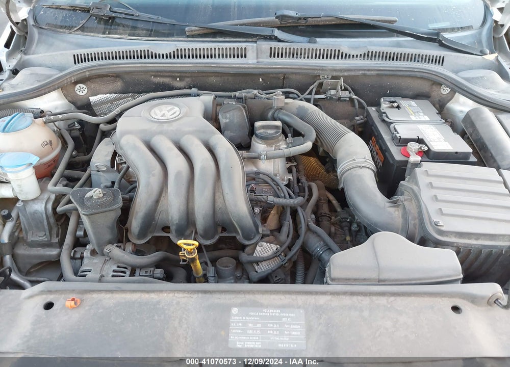 2011 VOLKSWAGEN JETTA 2.0L S VIN: 3VW2K7AJXBM379671