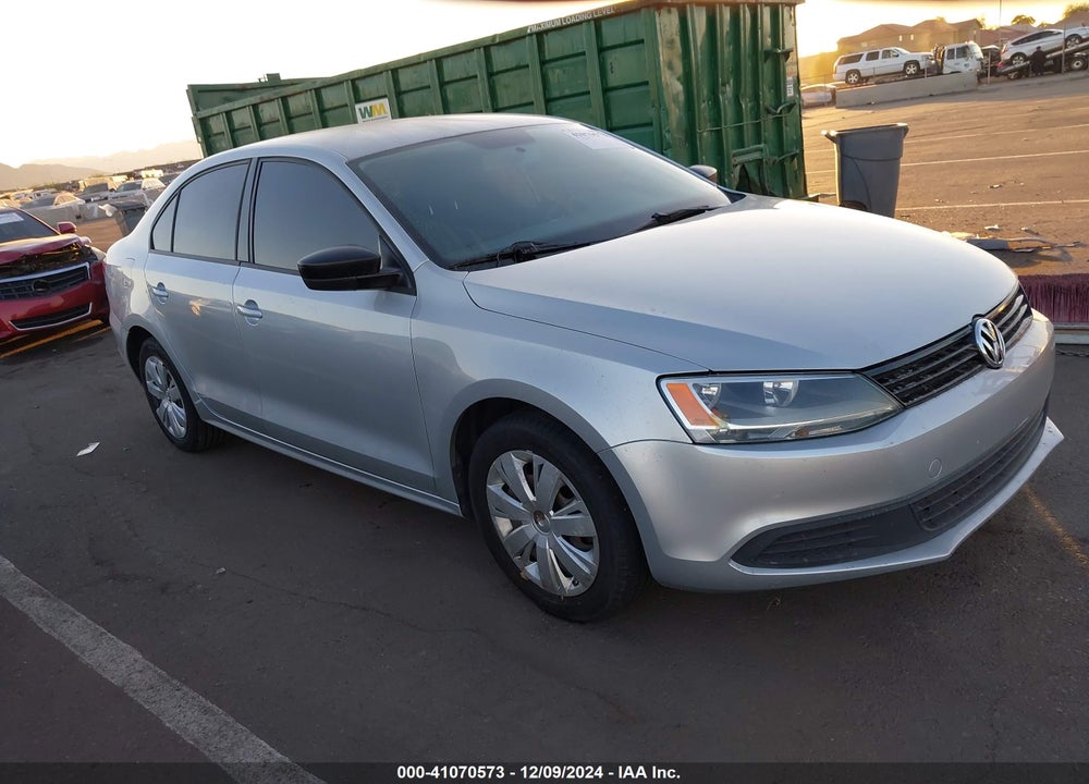 2011 VOLKSWAGEN JETTA 2.0L S VIN: 3VW2K7AJXBM379671