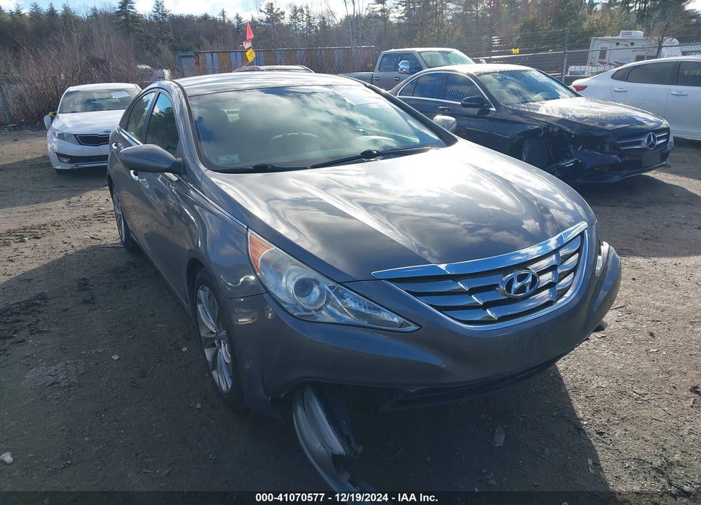 2013 HYUNDAI SONATA SE VIN: 5NPEC4AC1DH621463