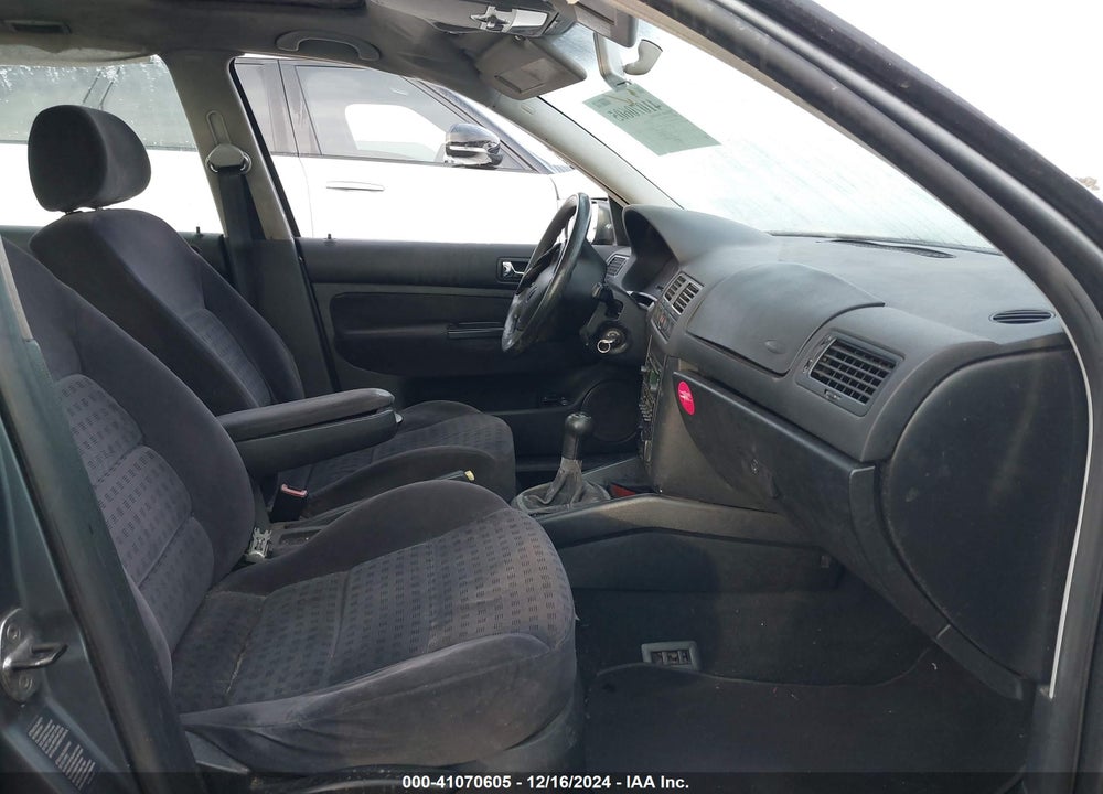 2003 VOLKSWAGEN JETTA GLS 2.0L VIN: 3VWSK69M93M130255