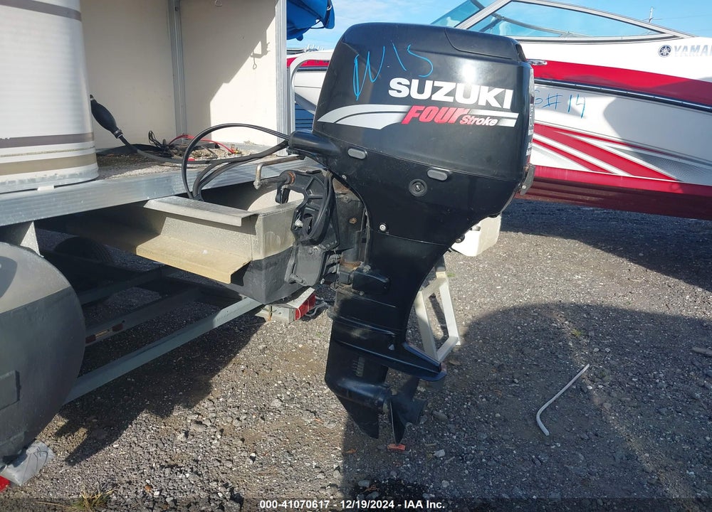 2007 AVALON BOAT VIN: DVN43822H607