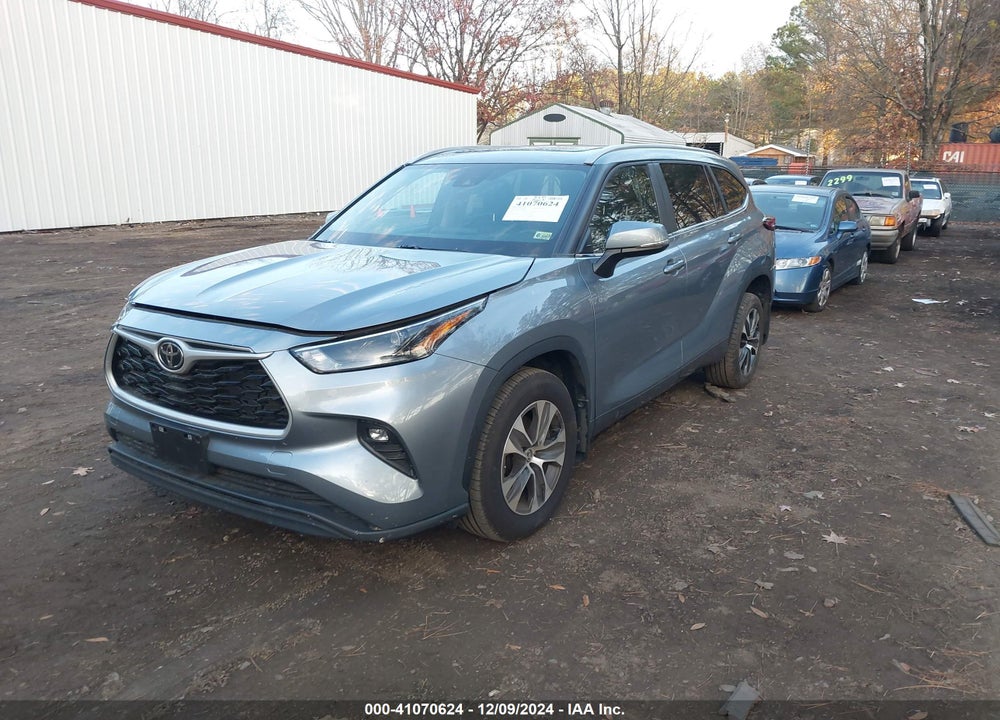 2023 TOYOTA HIGHLANDER XLE VIN: 5TDKDRBH2PS029477