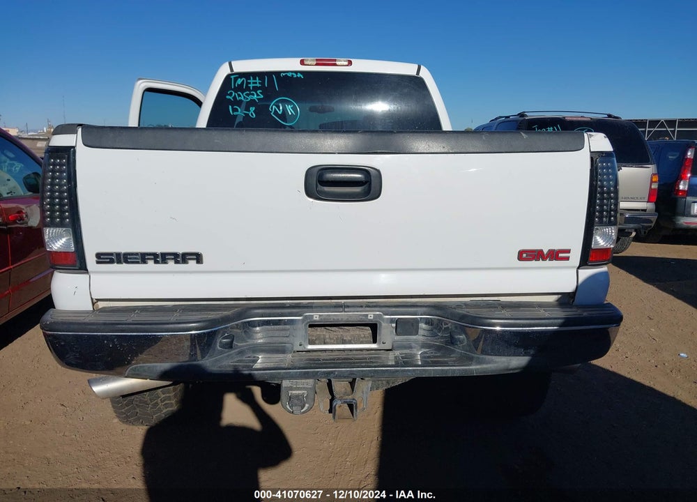 2002 GMC SIERRA 1500HD SLE VIN: 1GTGK13U22F212525