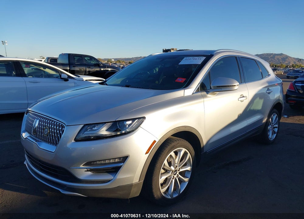 2019 LINCOLN MKC SELECT VIN: 5LMCJ2C97KUL30495