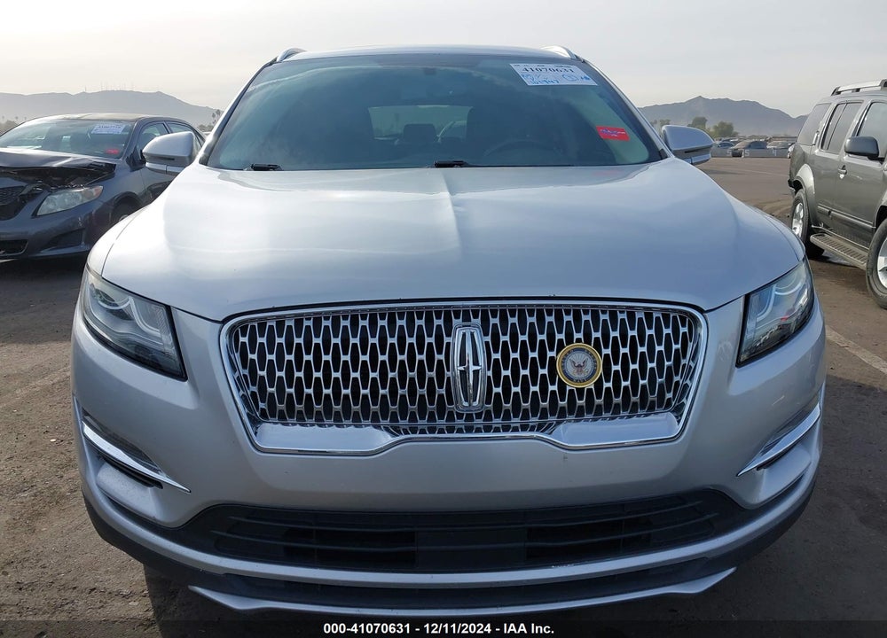 2019 LINCOLN MKC SELECT VIN: 5LMCJ2C97KUL30495