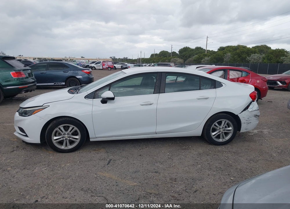 2018 CHEVROLET CRUZE VIN: 1G1BE5SM6J7154897