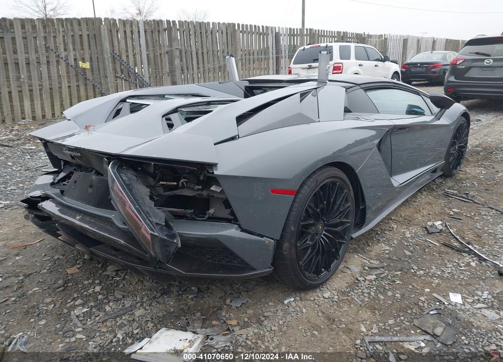 2018 LAMBORGHINI AVENTADOR S VIN: ZHWUV4ZD9JLA07622