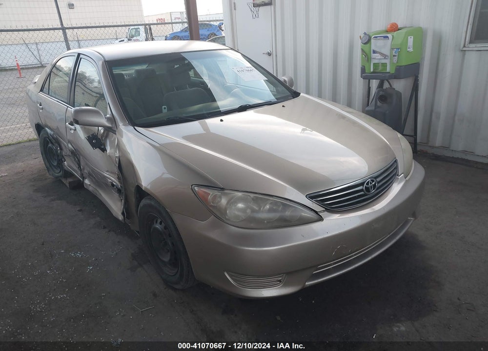 2005 TOYOTA CAMRY LE VIN: 4T1BE32K05U051892