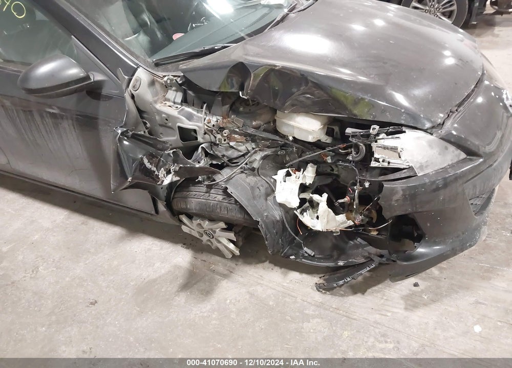 2013 MAZDA 3 VIN: JM1BL1W71D1763123