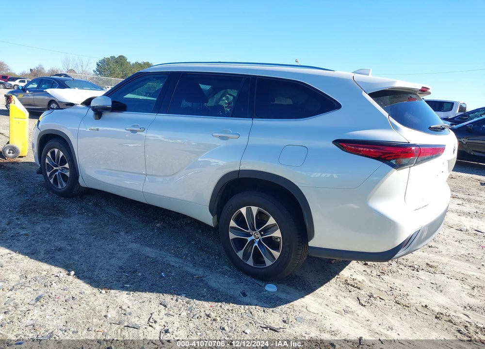 2021 TOYOTA HIGHLANDER HYBRID XLE VIN: 5TDGARAH5MS503725