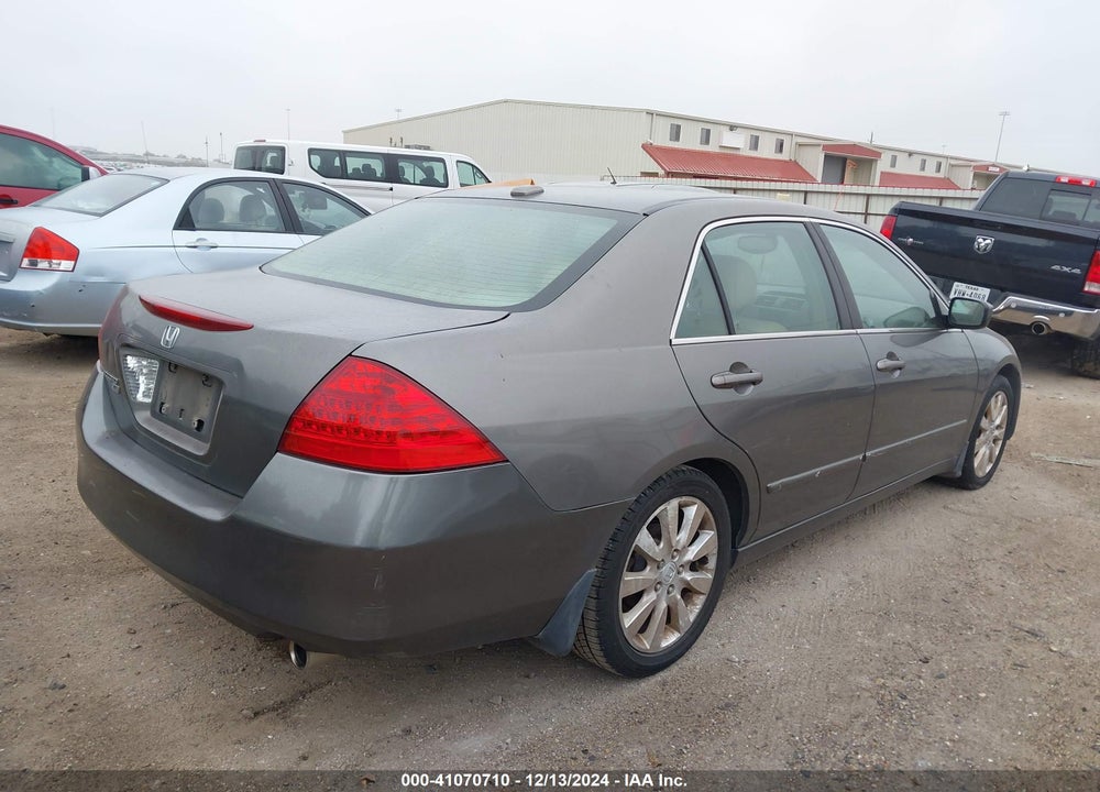 2006 HONDA ACCORD 3.0 EX VIN: 1HGCM66886A055334