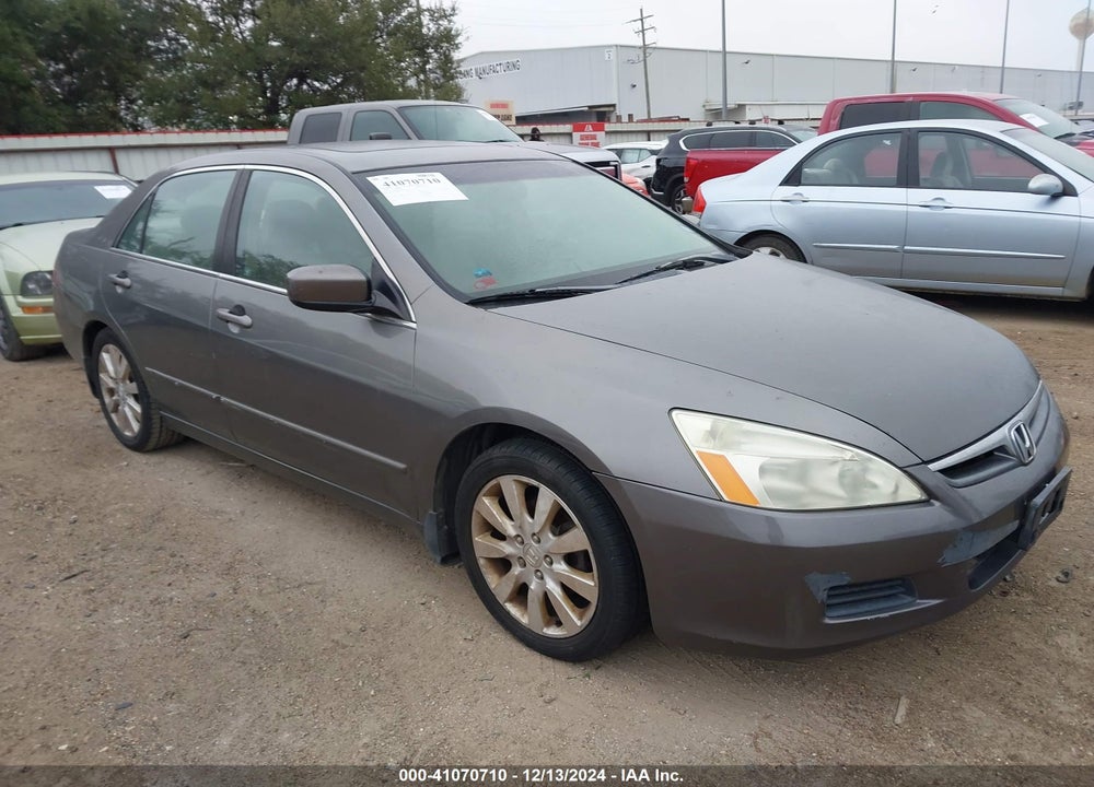 2006 HONDA ACCORD 3.0 EX VIN: 1HGCM66886A055334