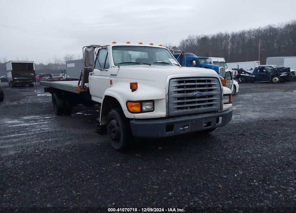 1998 FORD F800 VIN: 1FDNF80C2WVA20710