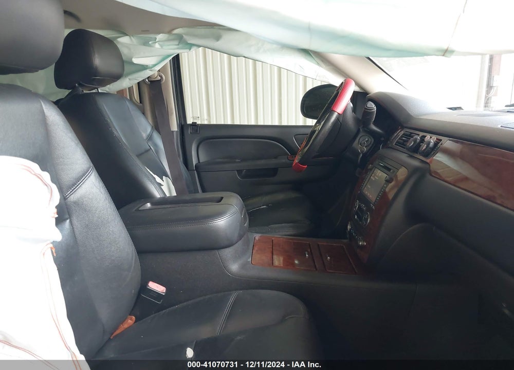 2012 CHEVROLET SUBURBAN 1500 LTZ VIN: 1GNSCKE05CR324122