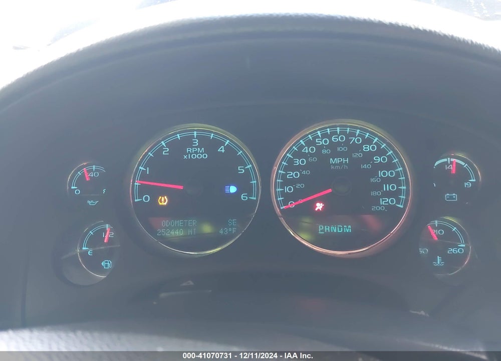 2012 CHEVROLET SUBURBAN 1500 LTZ VIN: 1GNSCKE05CR324122