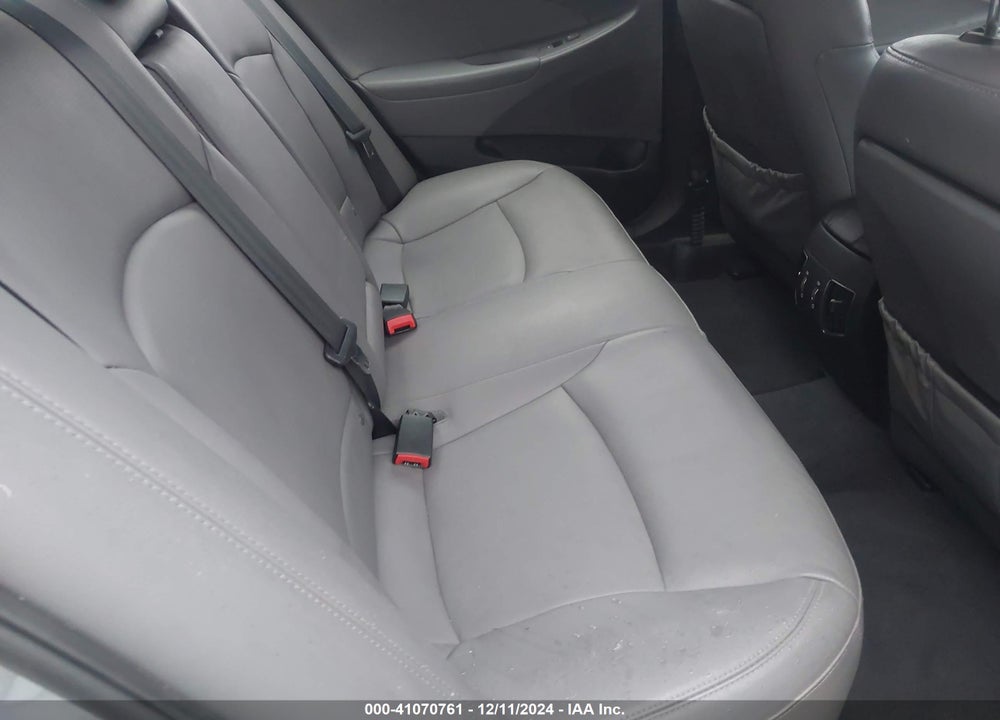 2011 HYUNDAI SONATA LIMITED 2.0T VIN: 5NPEC4AB1BH290517