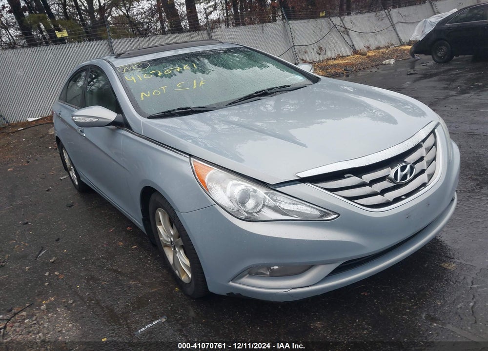 2011 HYUNDAI SONATA LIMITED 2.0T VIN: 5NPEC4AB1BH290517