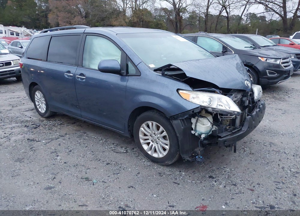 2015 TOYOTA SIENNA XLE LIMITED VIN: 5TDYK3DC0FS533670