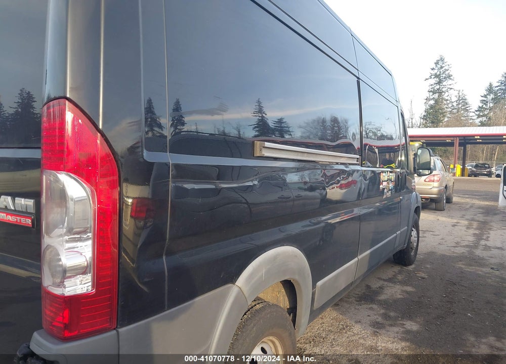2018 RAM PROMASTER 2500 VIN: 3C6TRVDG4JE154914
