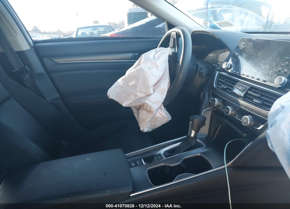 2019 HONDA ACCORD LX VIN: 1HGCV1F19KA116557